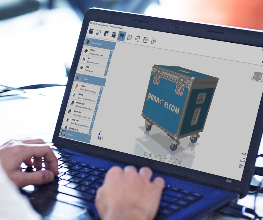 Case Designer-scherm op laptop met blauwe behuizing